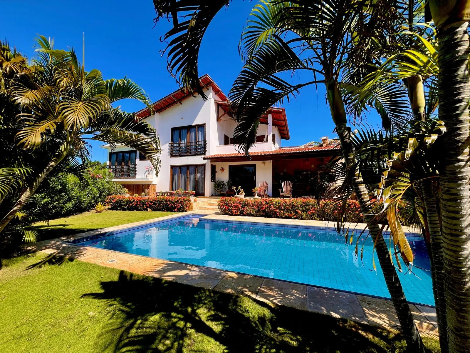 Villa Caju Knots pool and tropical garden in Parajuru, Brazil